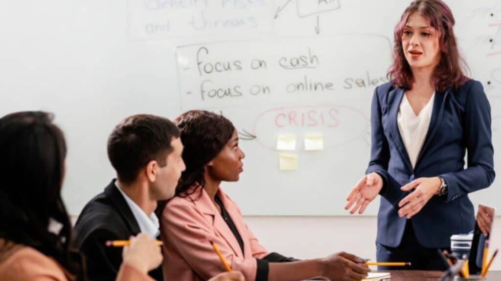Hablar ingles para trabajar a nivel internacional - YESNYOU - SKOLAE Formación