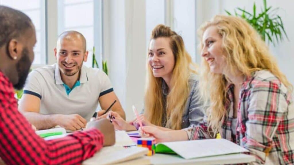 Inglés de negocios vs inglés general - YESNYOU - SKOLAE Formación